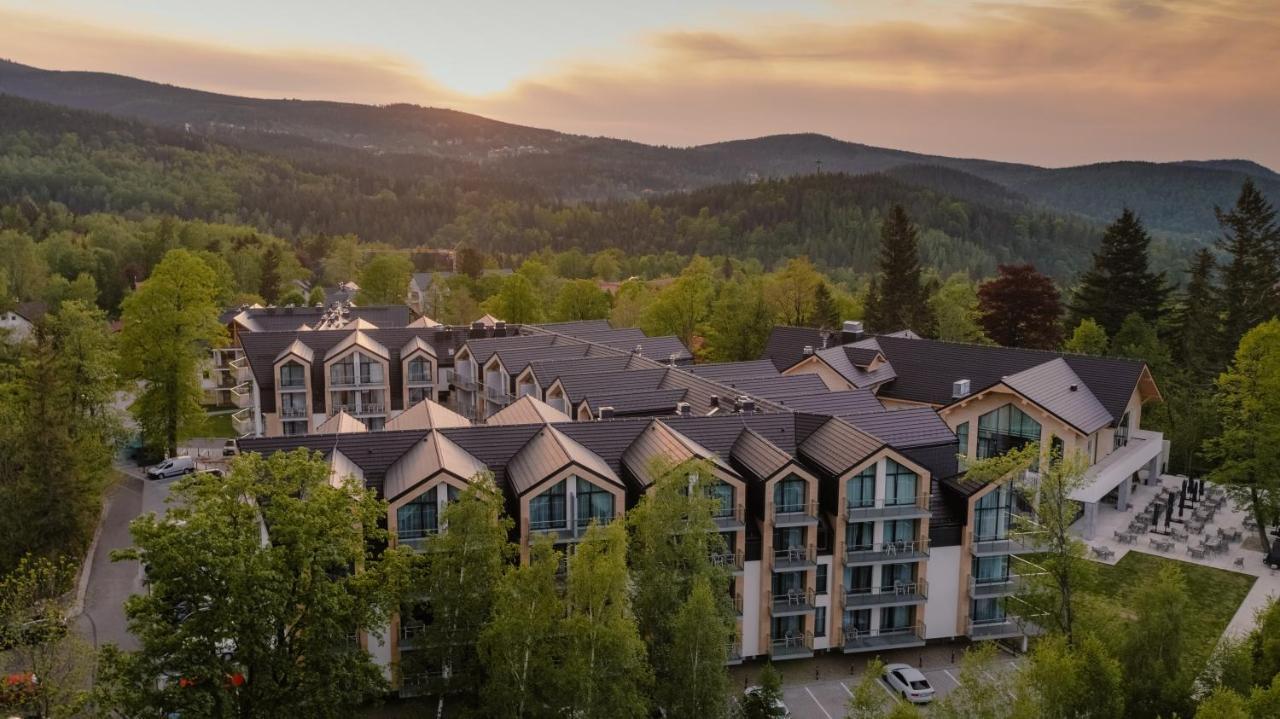 Green Mountain 5* Hotel Karpacz Exterior foto The Village at Sun Peaks