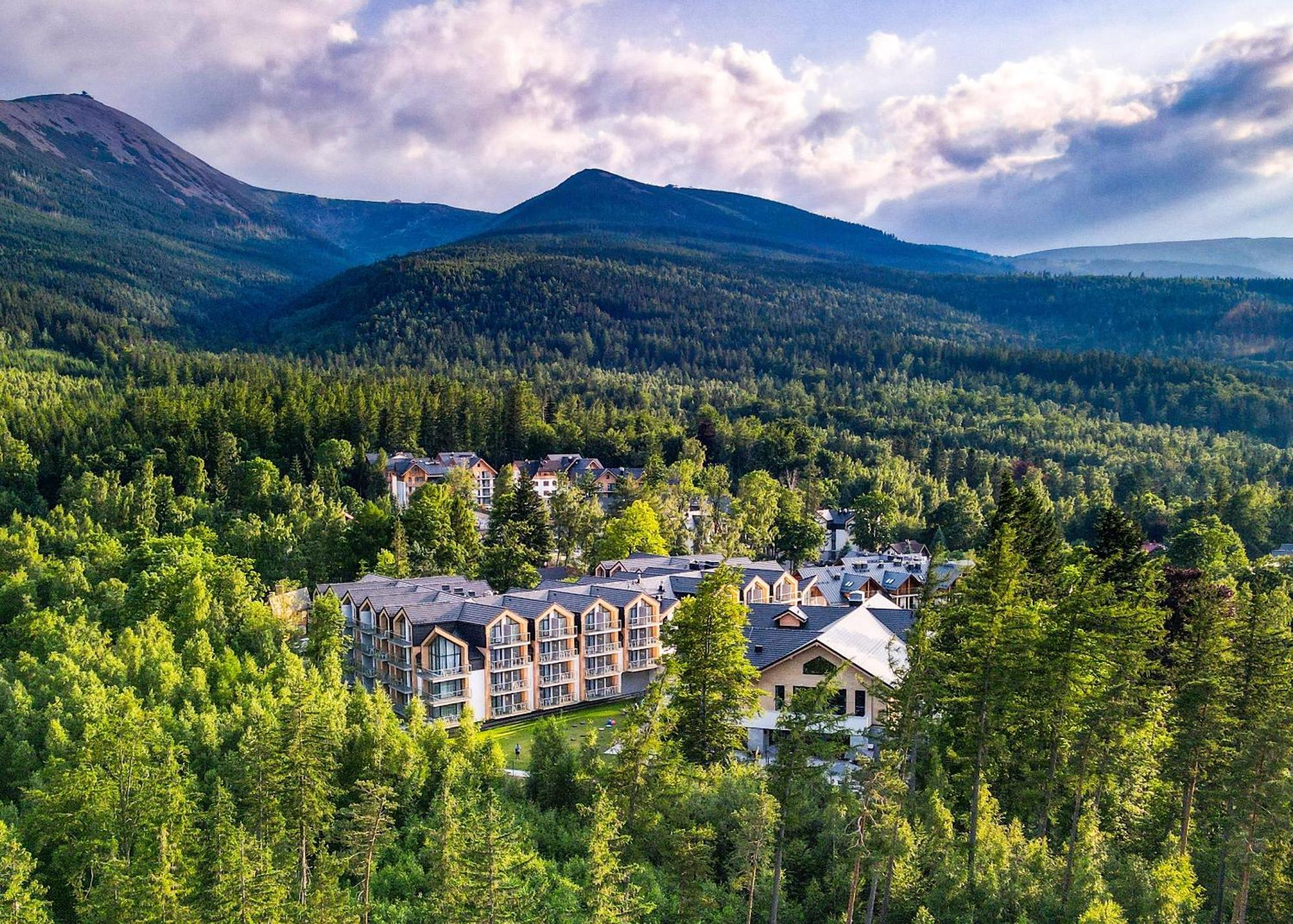 Green Mountain 5* Hotel Karpacz Exterior foto The Village at Loon Mountain