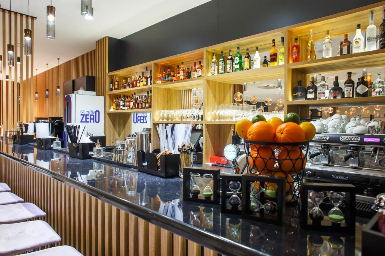 Green Mountain 5* Hotel Karpacz Exterior foto The bar at the hotel